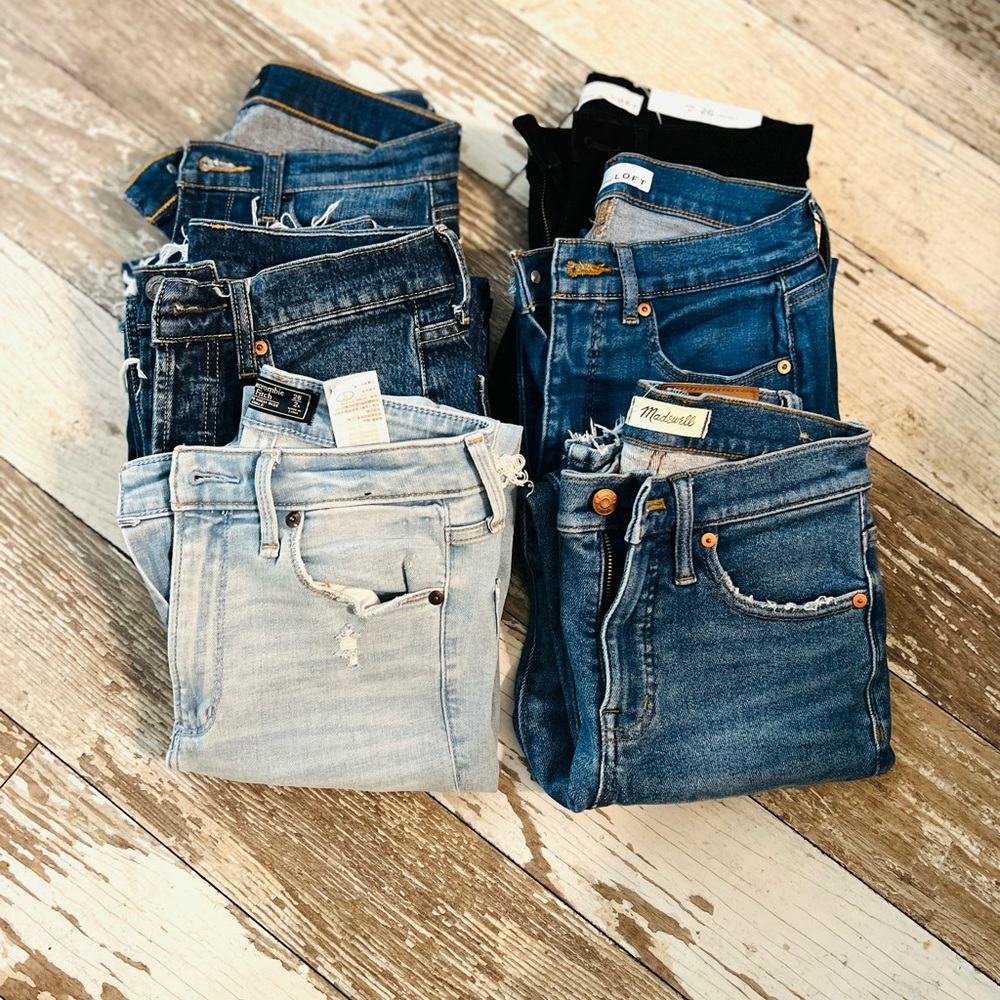 Bundle of Women’s Jeans - 6 pairs!